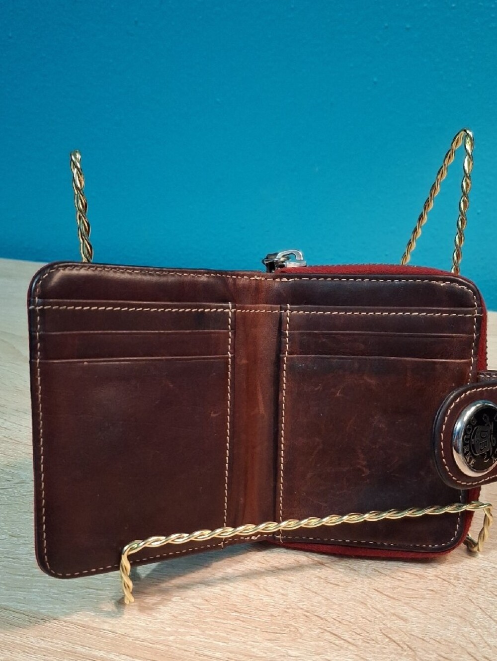 Dooney & Bourke Wayfarer Nylon Red Wallet with Brown Leather Trim Vintage - Picture 2 of 10